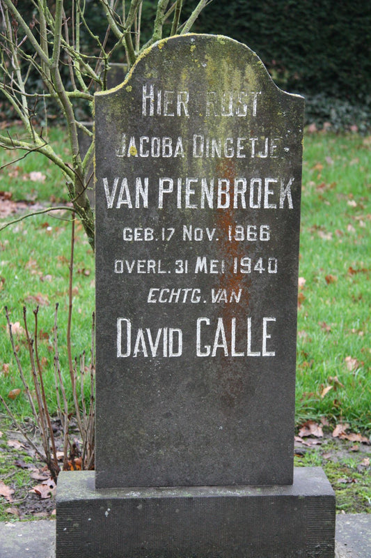 Het graf van Jacoba Dingetje van Pienbroek