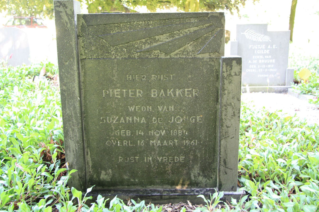 Het graf van Pieter Bakker