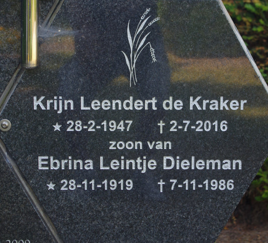 Het graf van Ebrina Leintje Dieleman