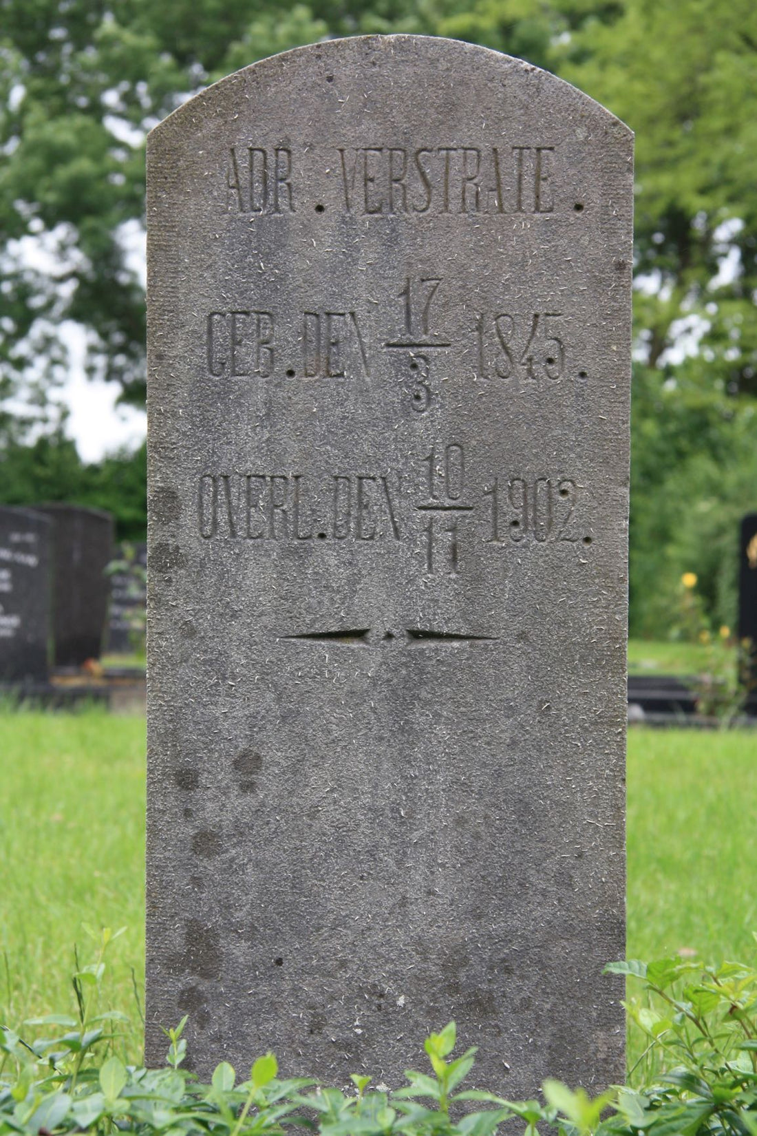 Het graf van Adriaan Verstraten