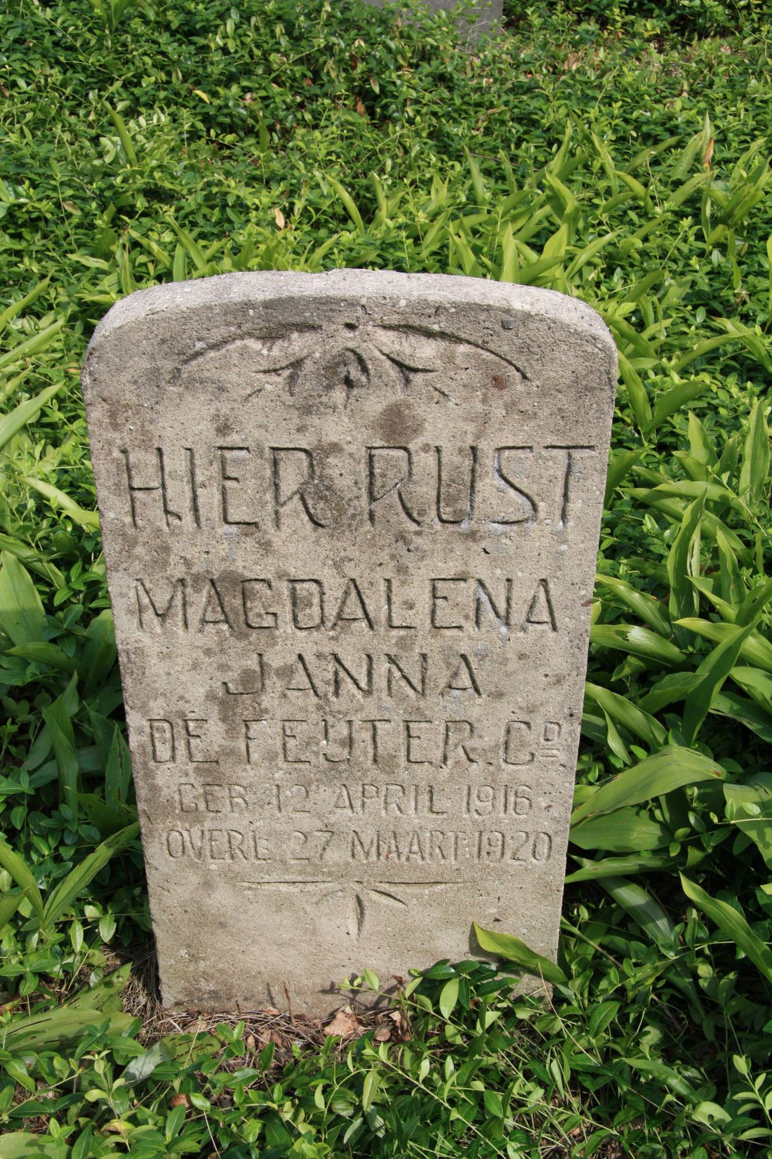 Het graf van Magdalena Janna de Feijter