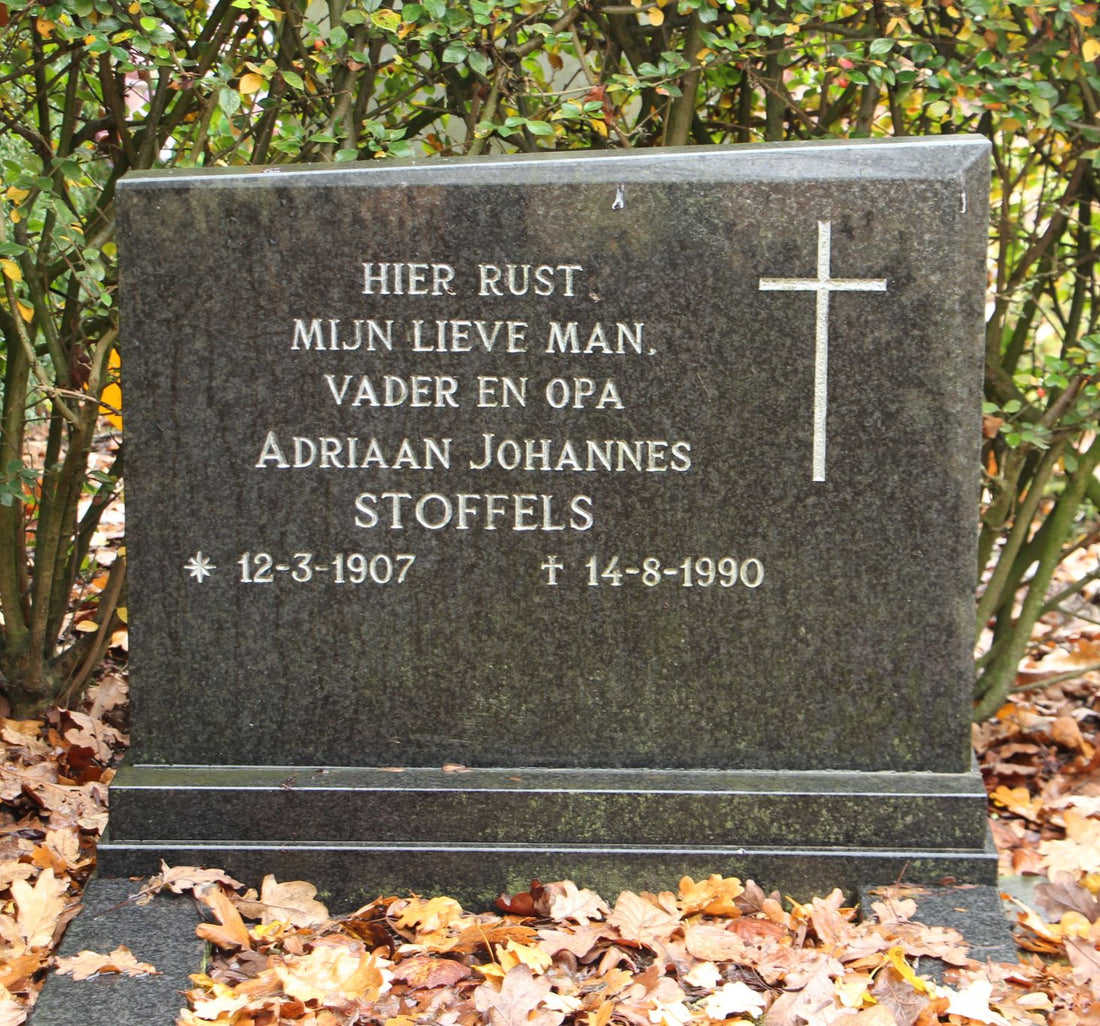 Het graf van Adriaan Johannes Stoffels