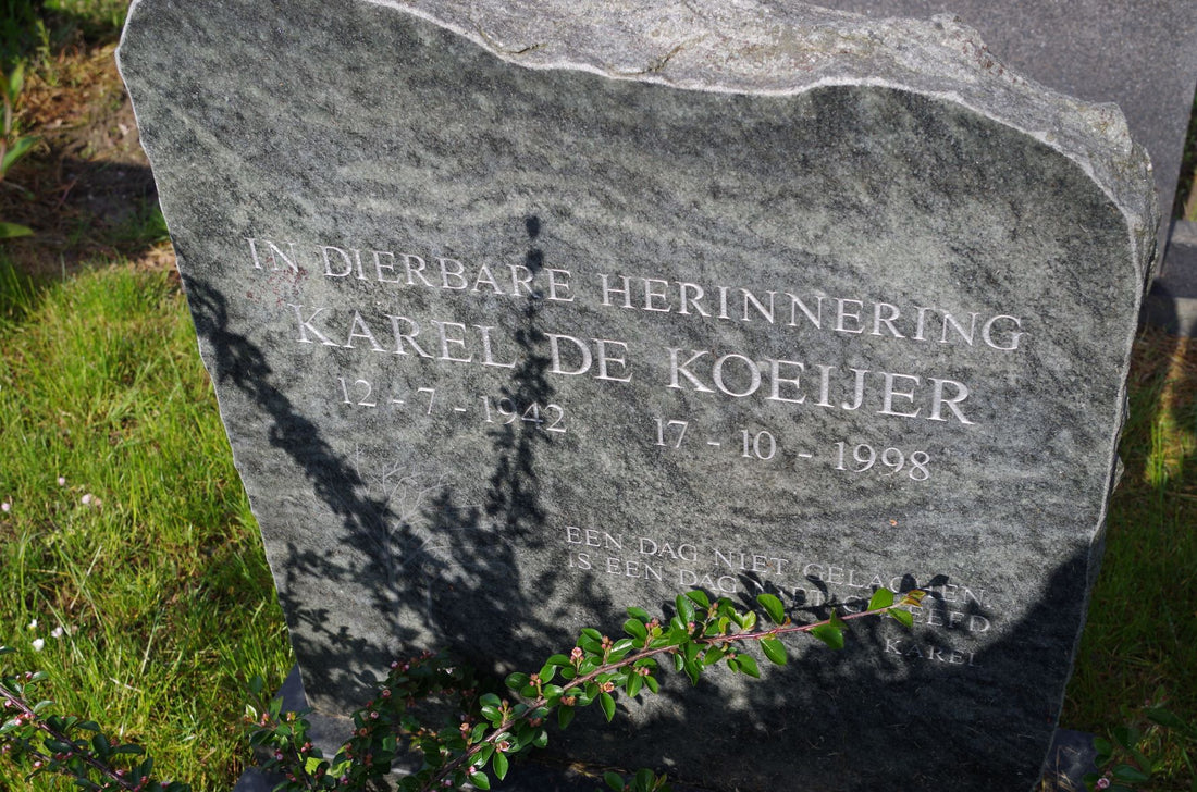 Het graf van Karel Jacob de Koeijer