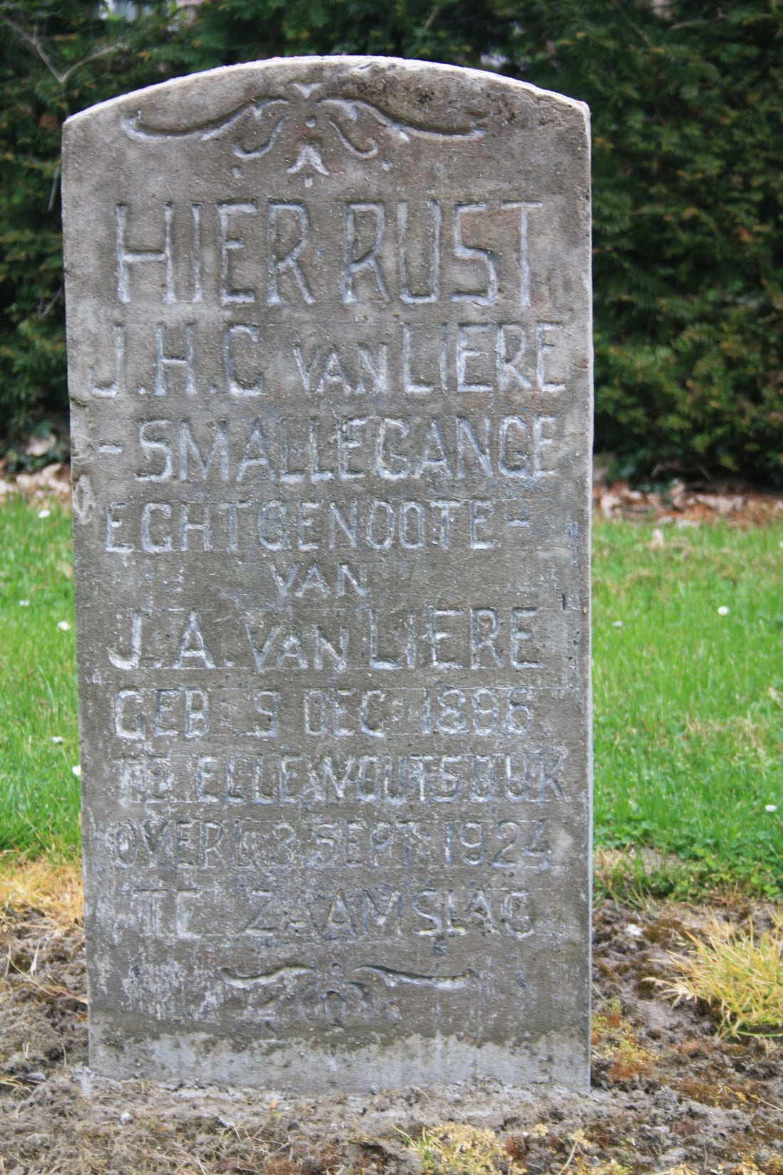 Het graf van Johanna Hendrika Catharina Smallegange
