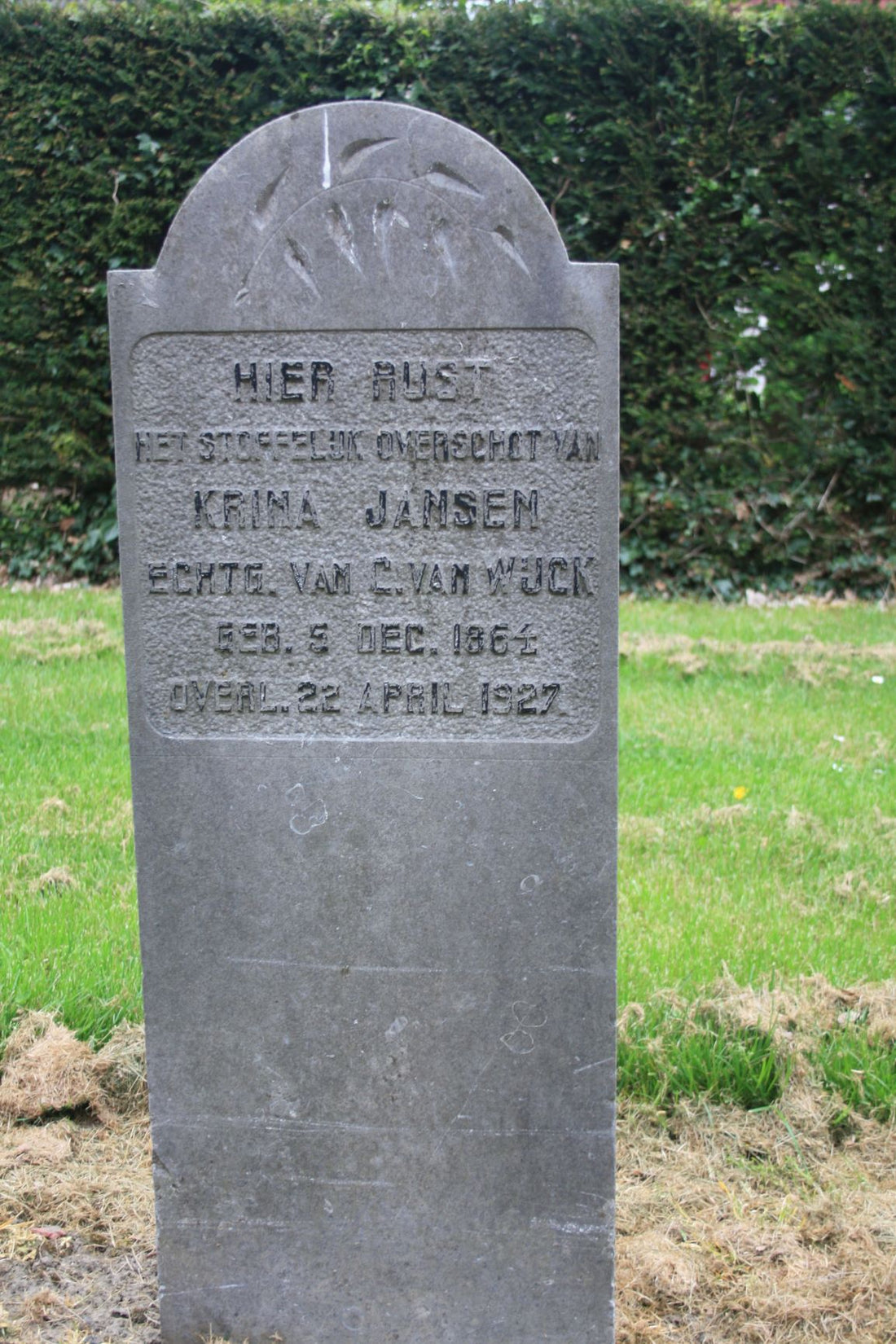 Het graf van Krijna Jansen