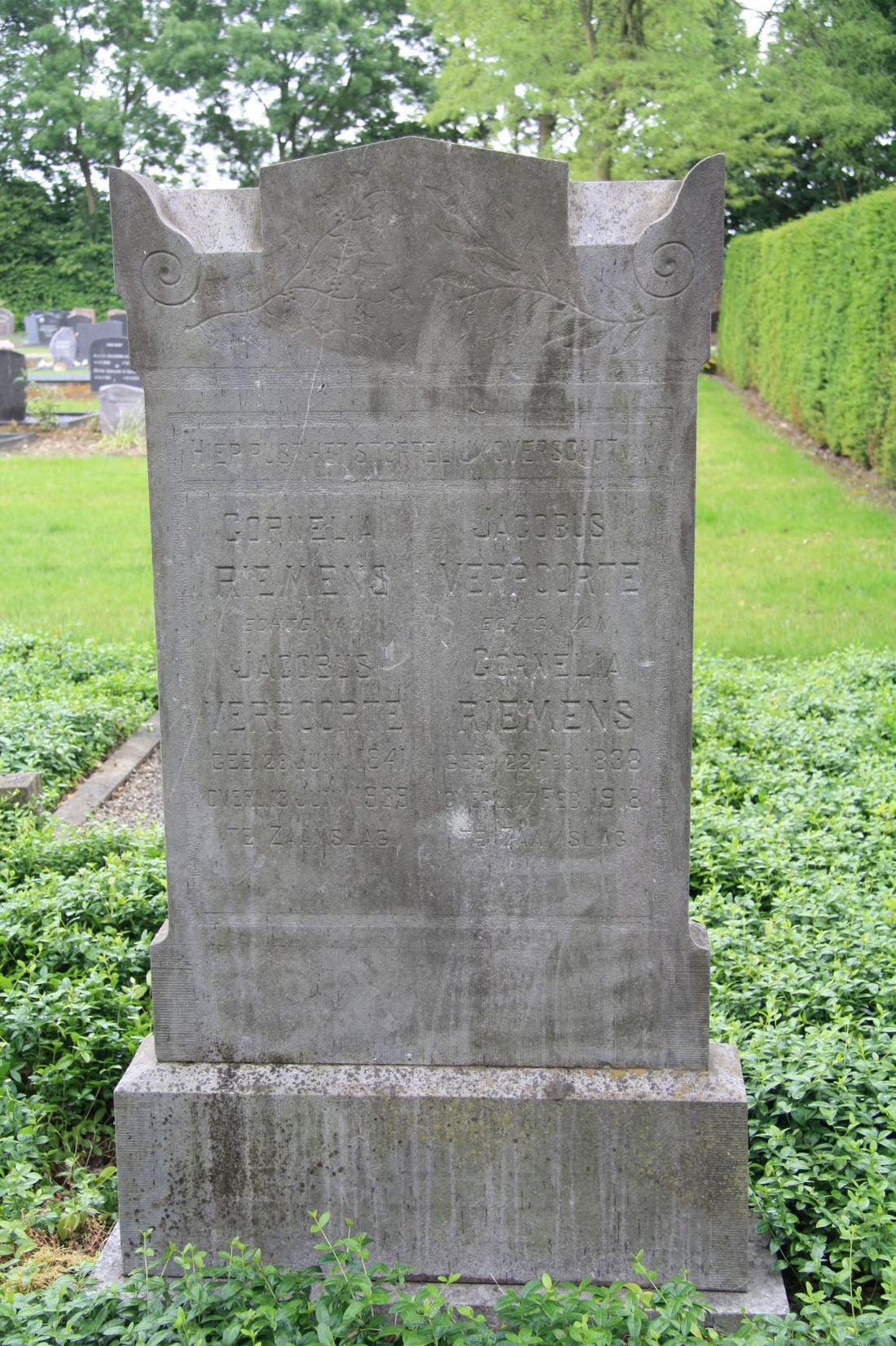 Het graf van Cornelia Riemens