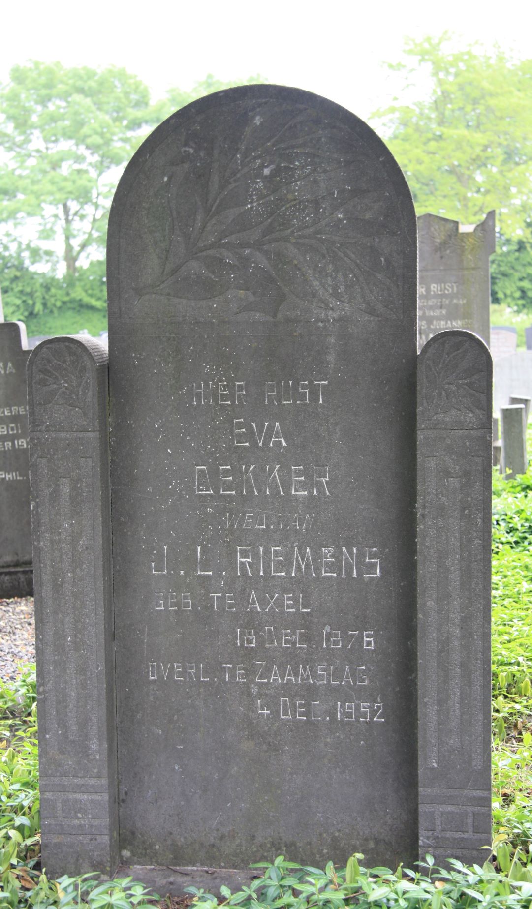 Het graf van Eva Dekker