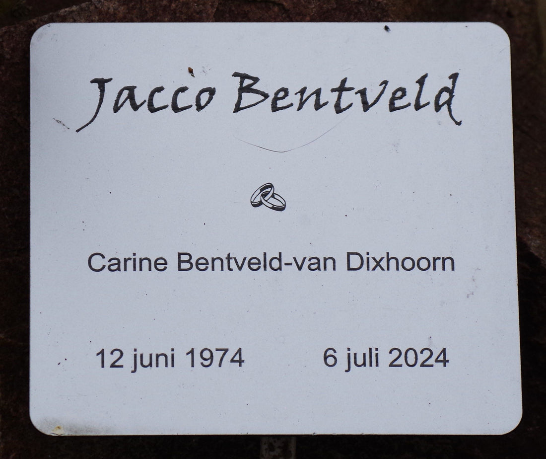 Het graf van Jacco Bentveld