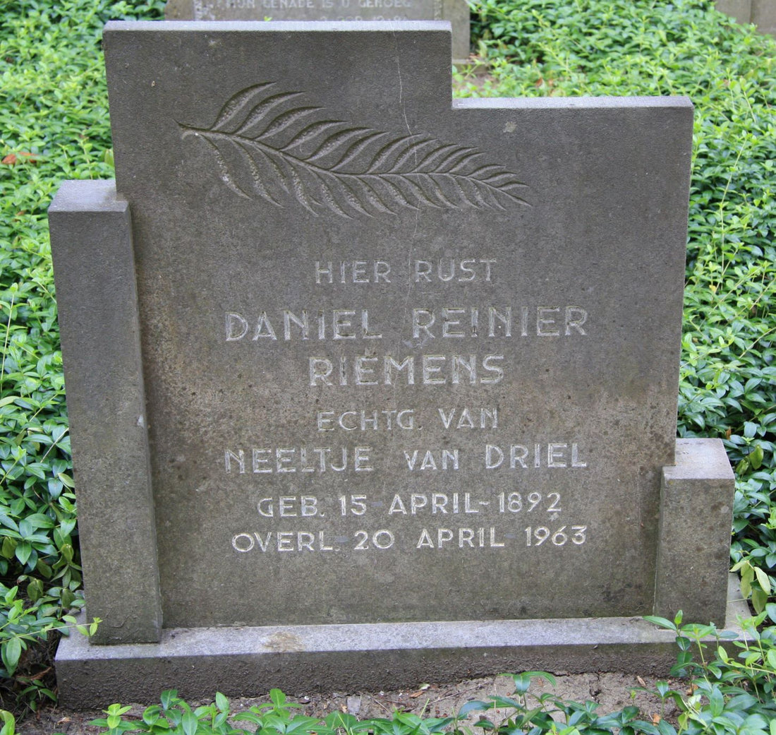 Het graf van Daniël Reinier Riemens