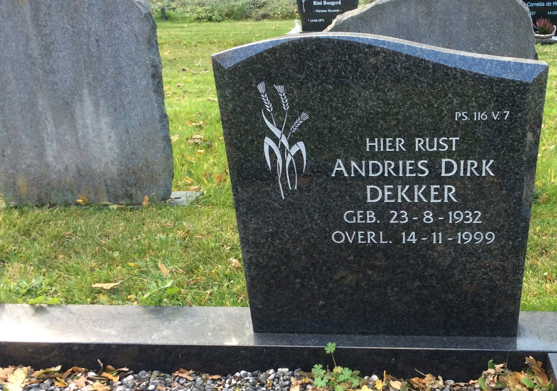 Het graf van Andries Dirk Dekker