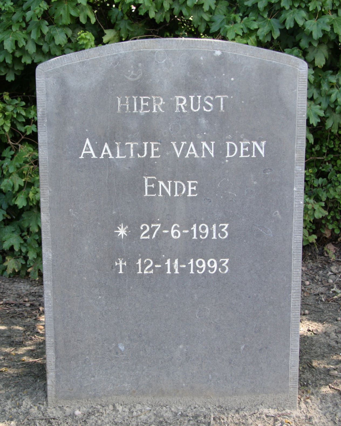 Het graf van Aaltje van den Ende