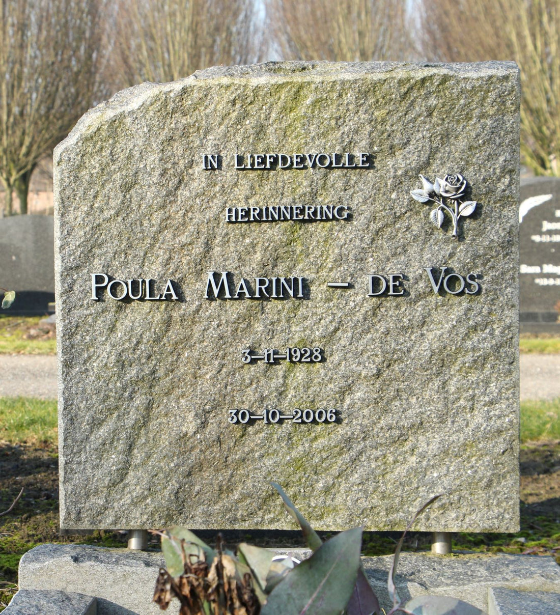 Het graf van Poulina Mechelina Marini-de Vos