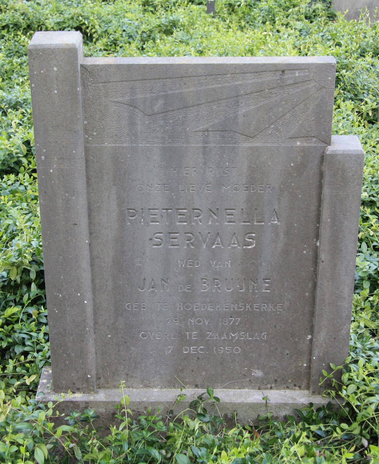 Pieternella Servaas